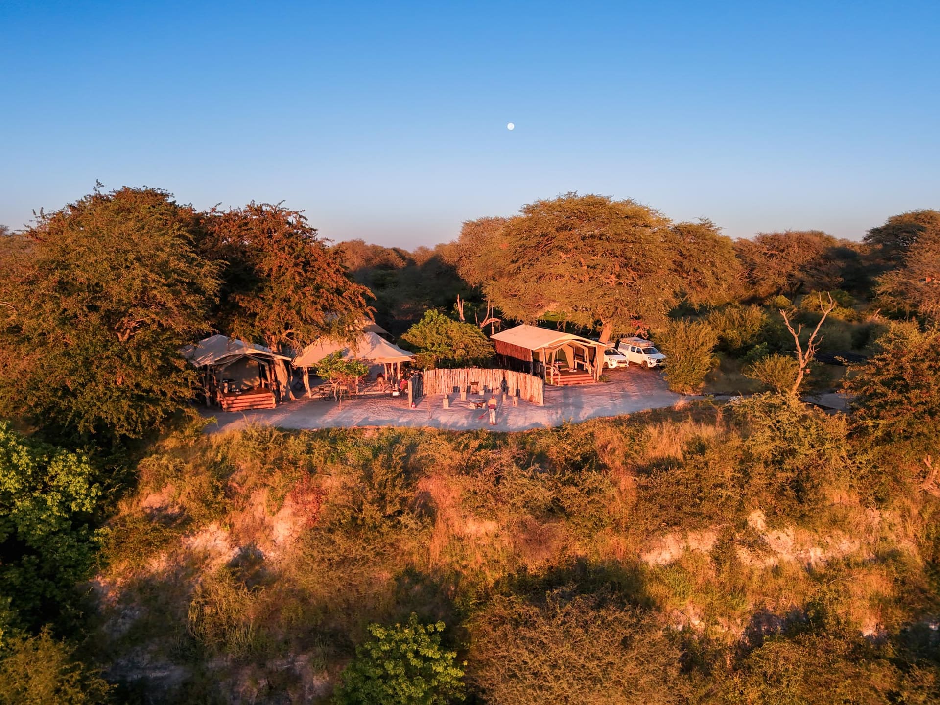 Naledi Camp